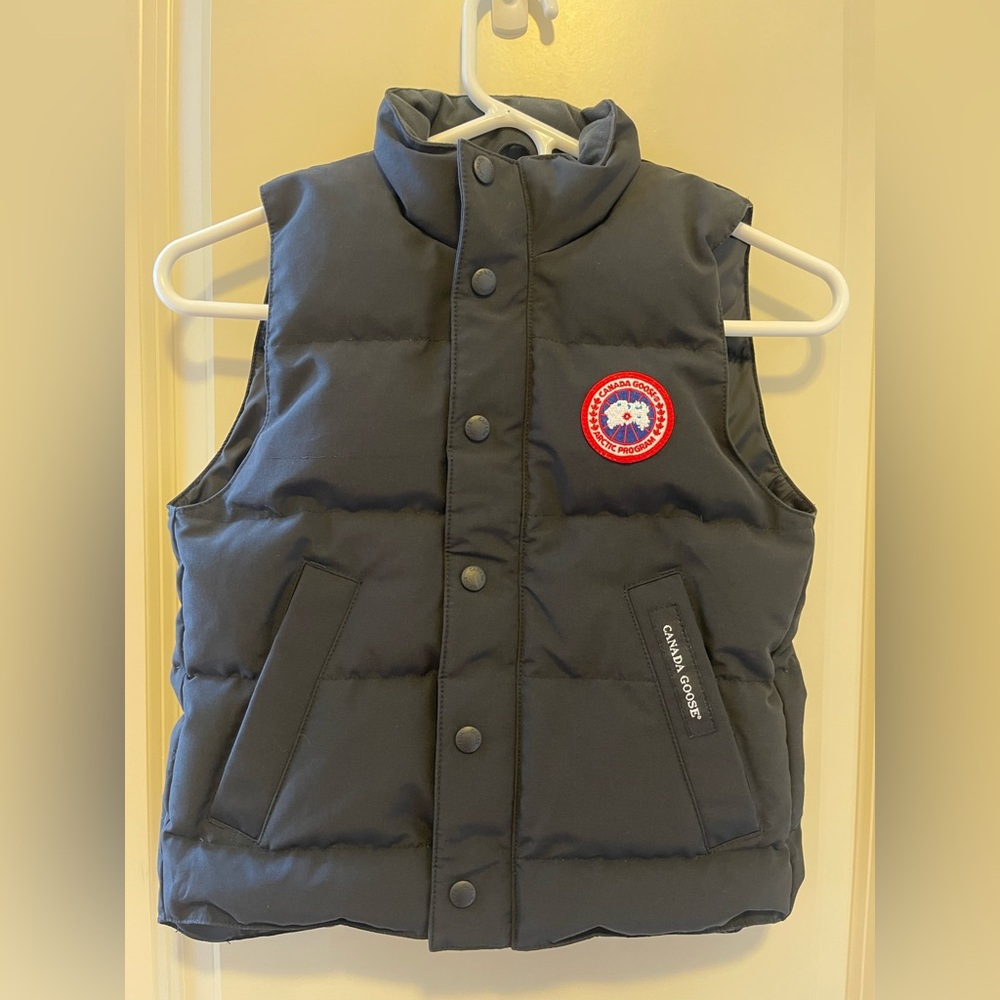 Gently Used Canada Goose Youth Vanier Vest